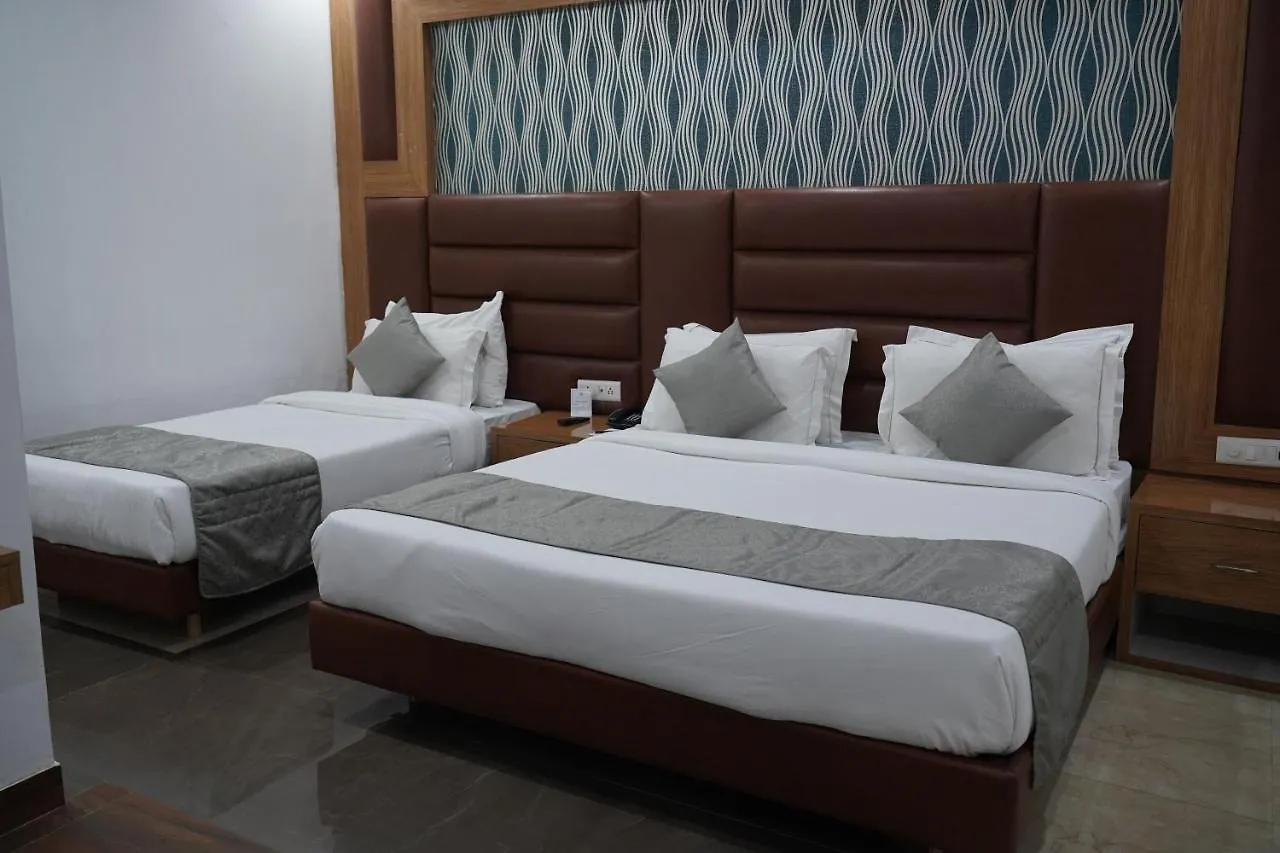 The Lohmod Hotel - Near Delhi Airport New Delhi