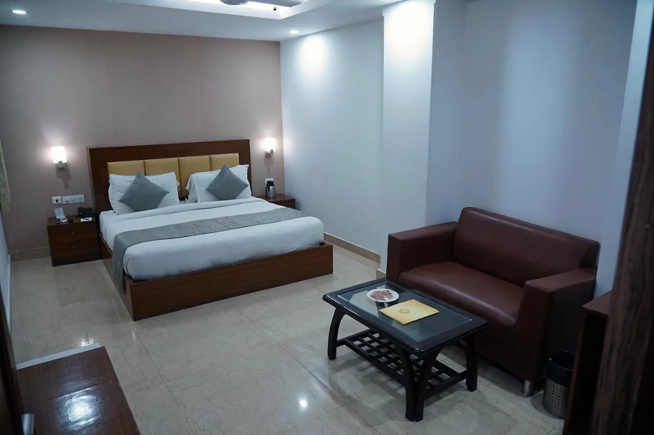 The Lohmod Hotel - Near Delhi Airport New Delhi