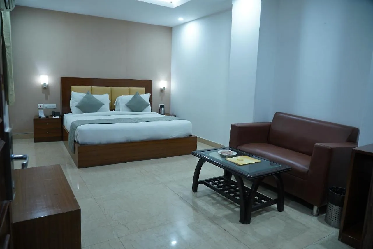 The Lohmod Hotel - Near Delhi Airport New Delhi 4*,  India